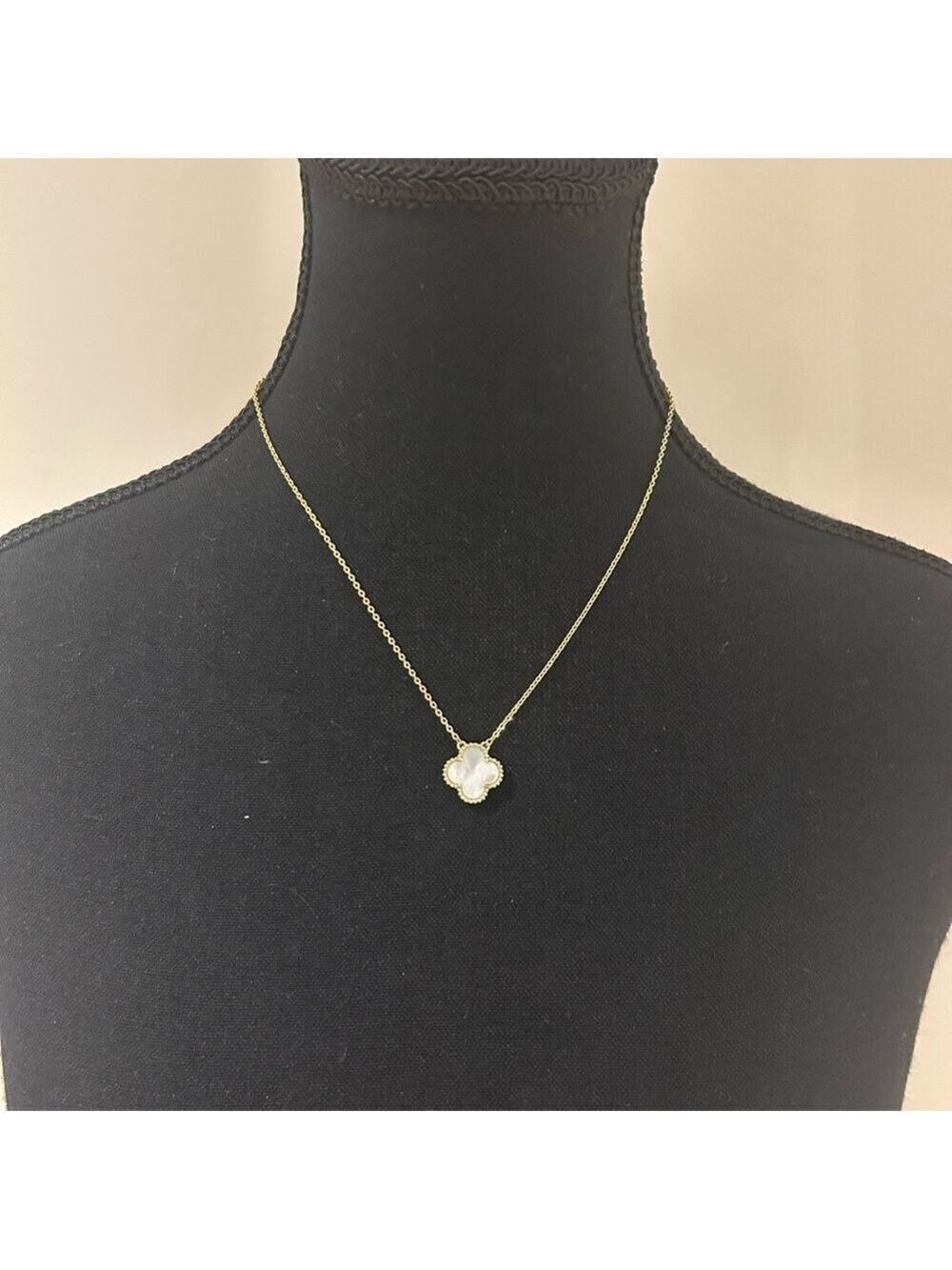 Elegant Gold Clover Van Cleef imitation  Pendant Necklace